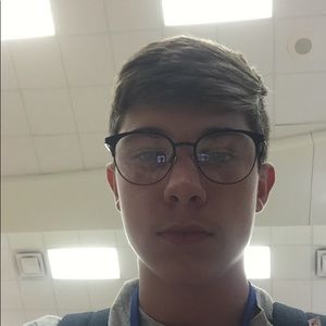 Meet your Posher, Cade